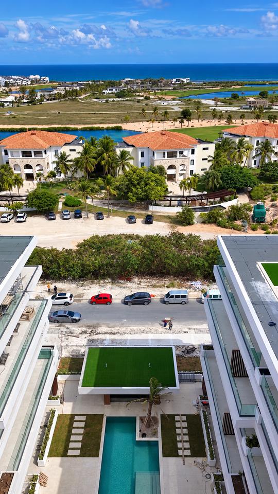 Icon Bay